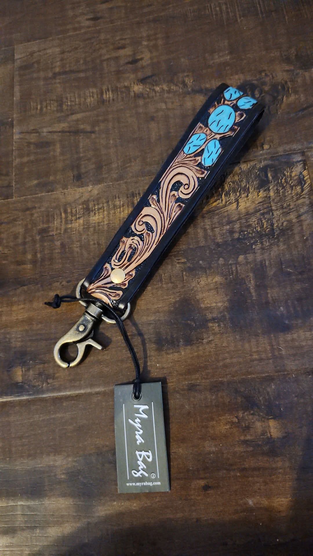 Daydreams myra keychain