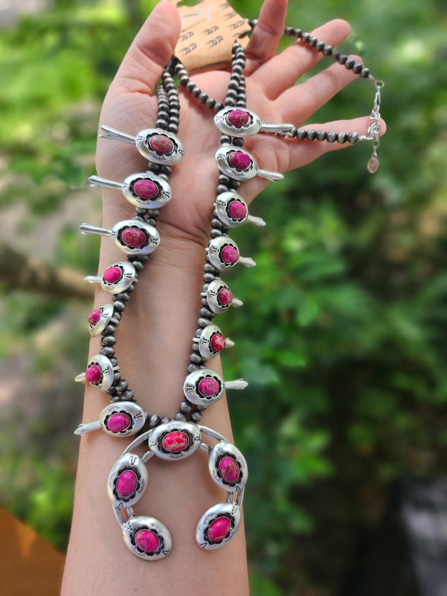 Crackle pink stone necklace