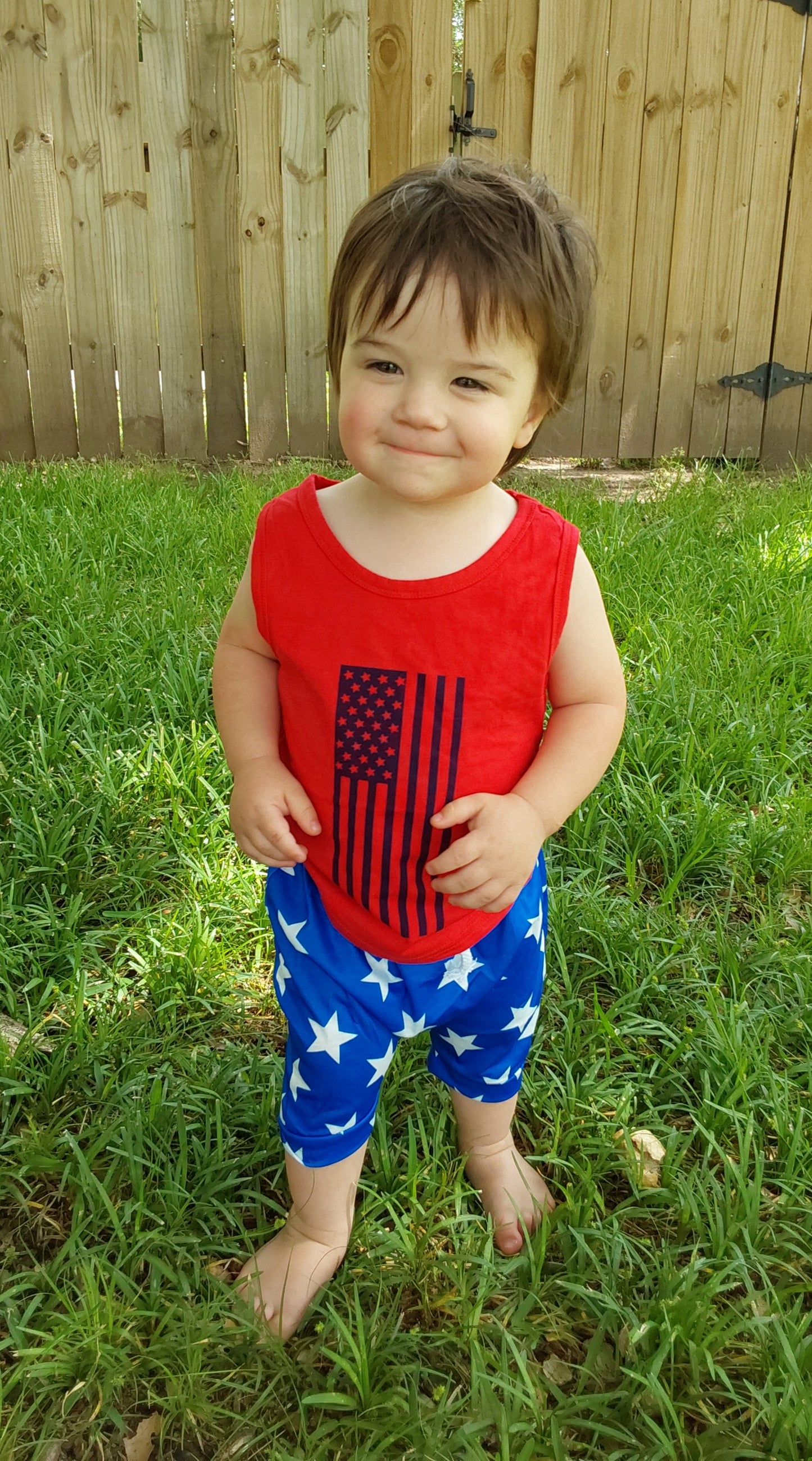 Black flag star shorts outfit