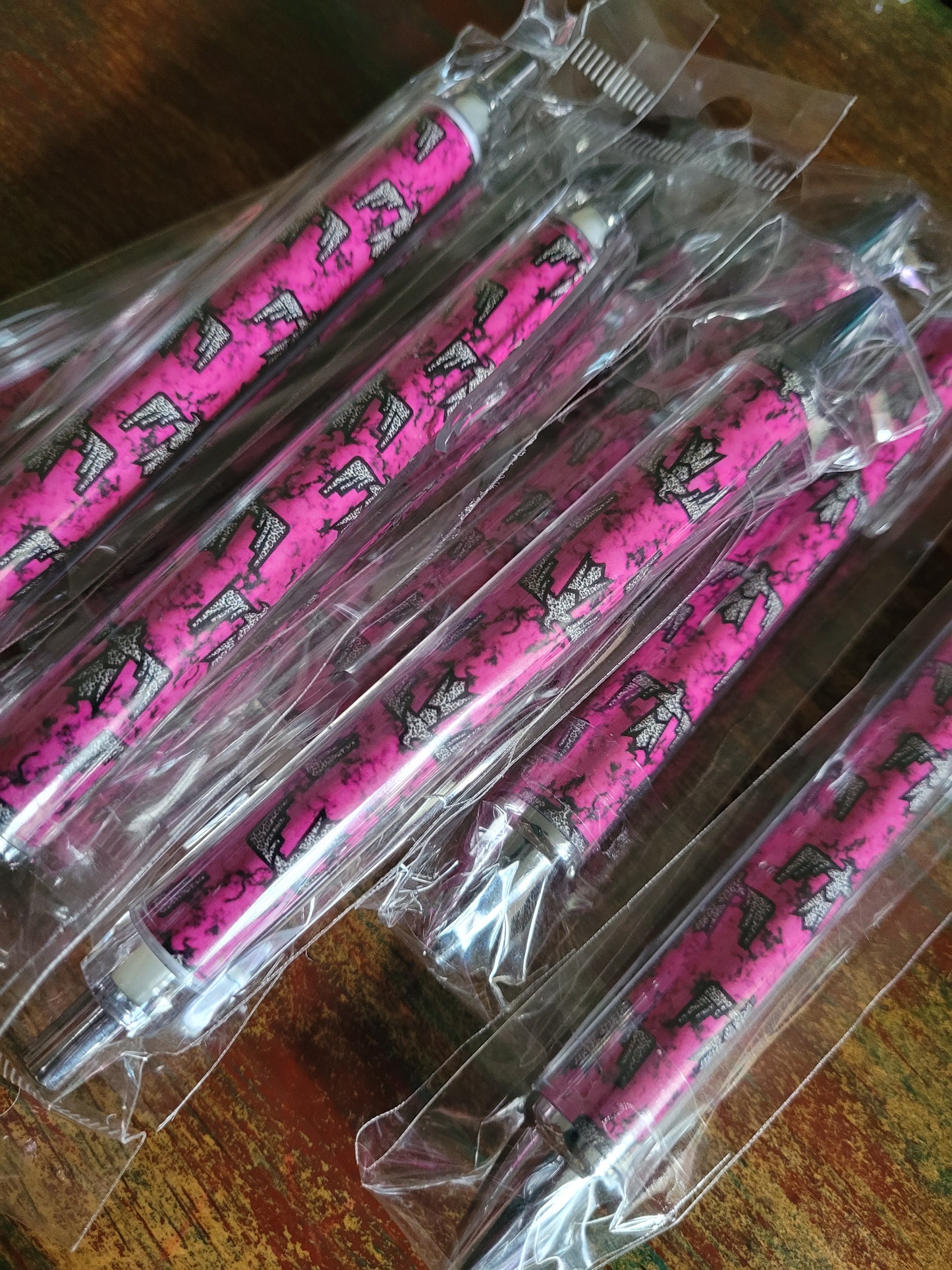 Pink free bird pen