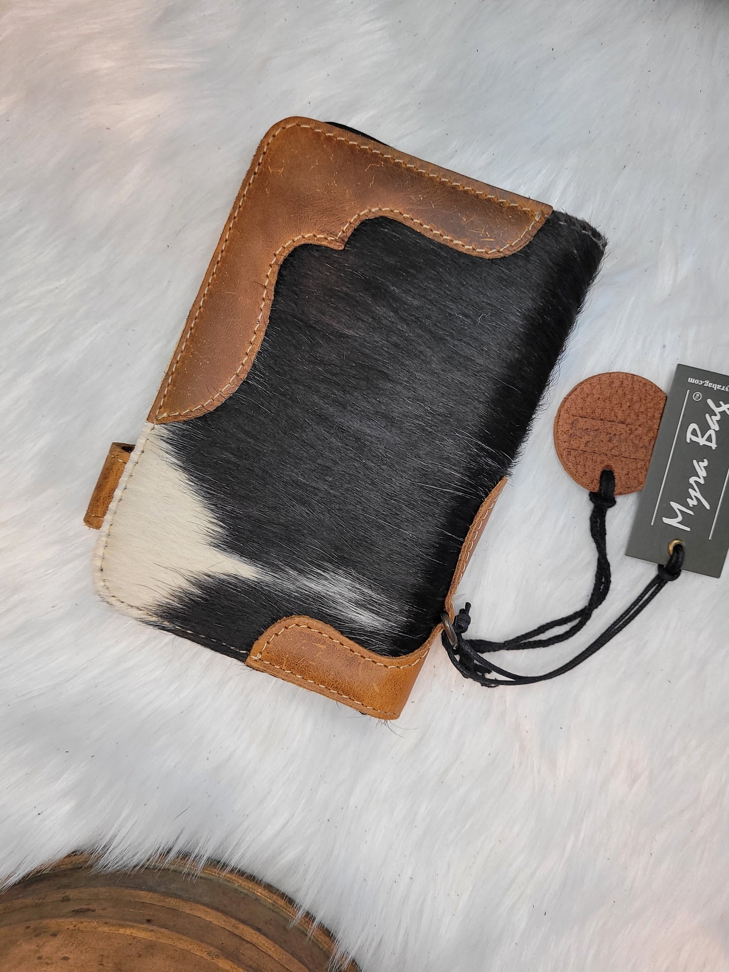 Palodan hair compact myra credit card holder