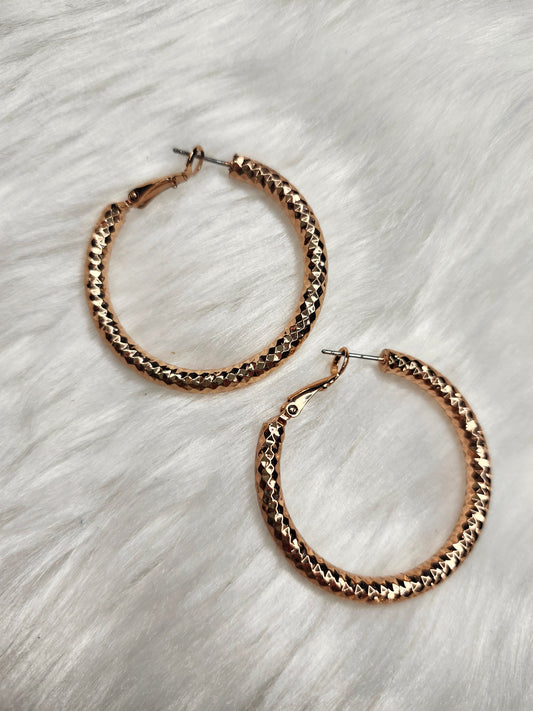 Rose gold hoop metal earrings