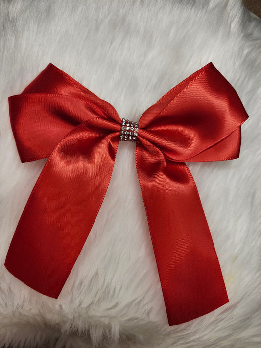 Red diamond bow