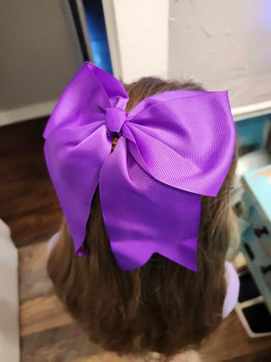 Purple bow