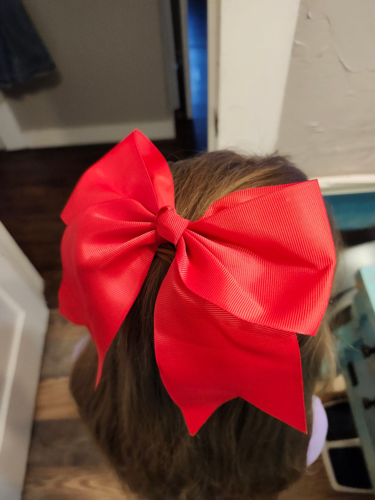 Red bow