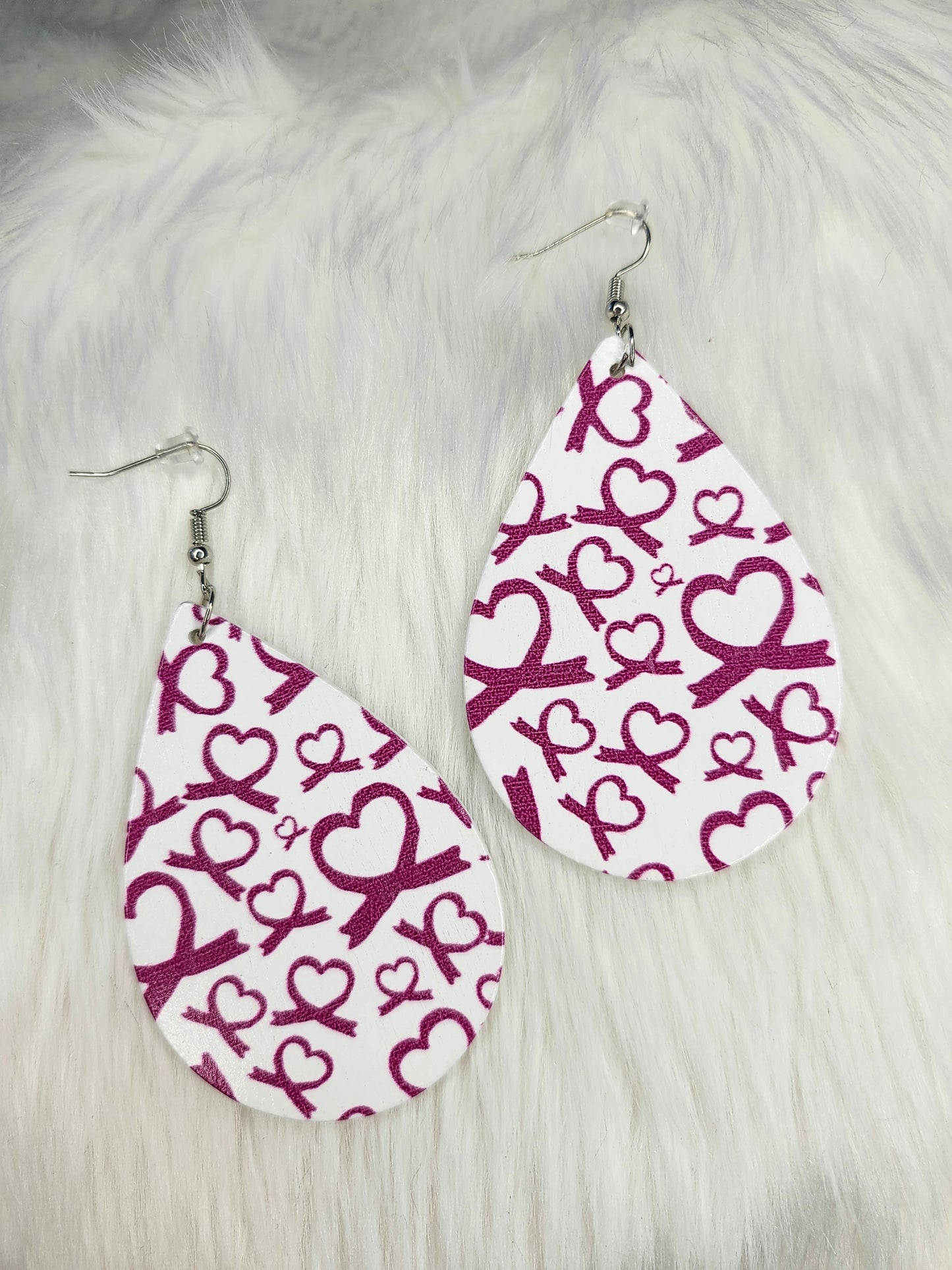 Heart ribbon wood earrings