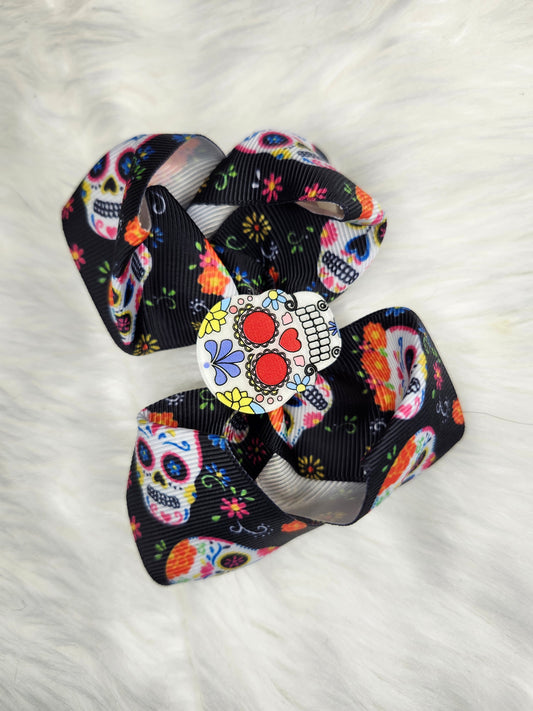 Black sugar skull piggy bow