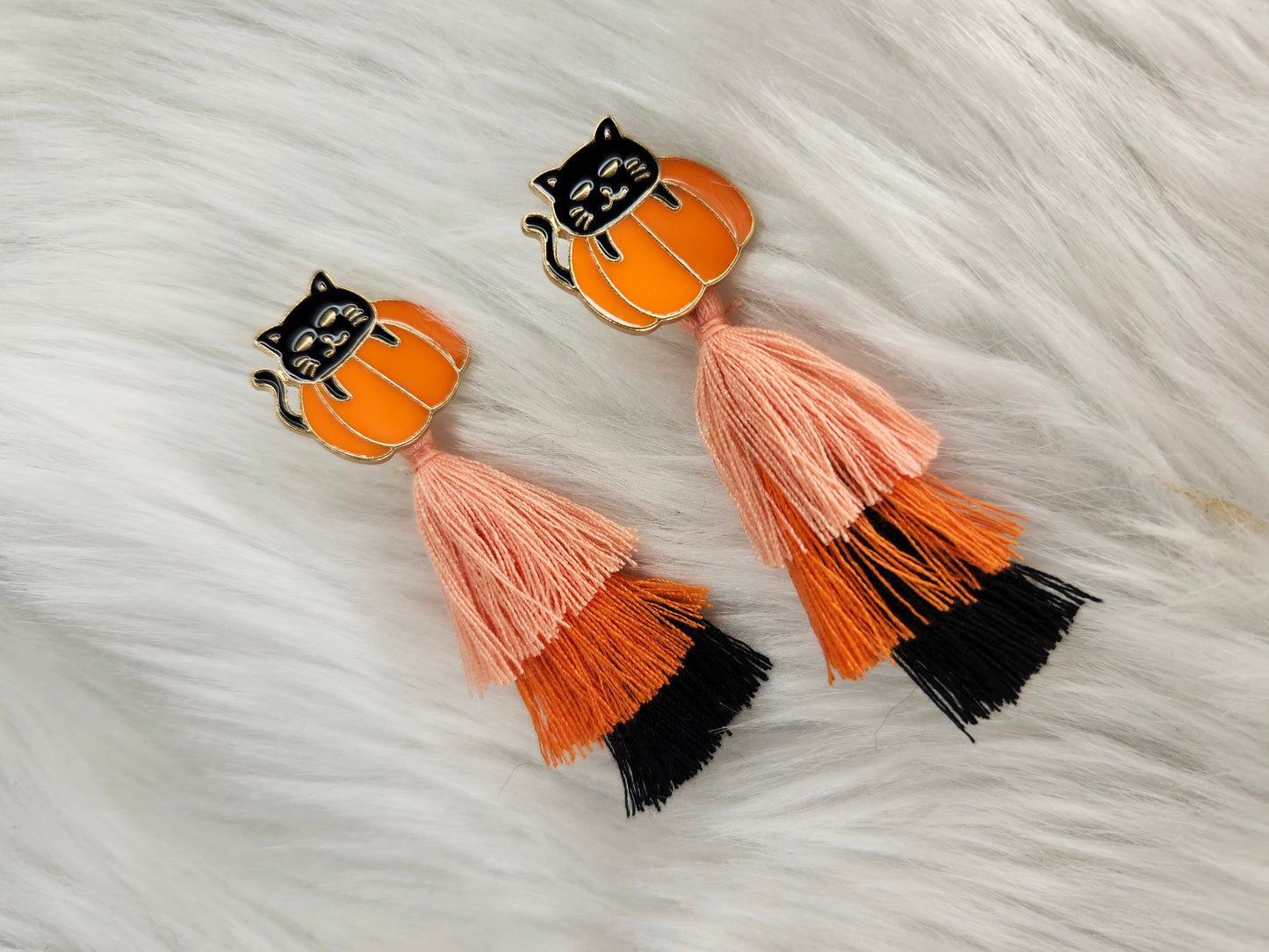 Cat halloween earrings