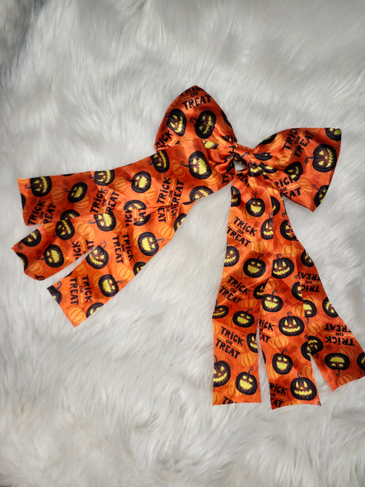 Orange halloween bow