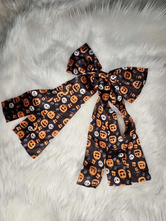 Black halloween bow