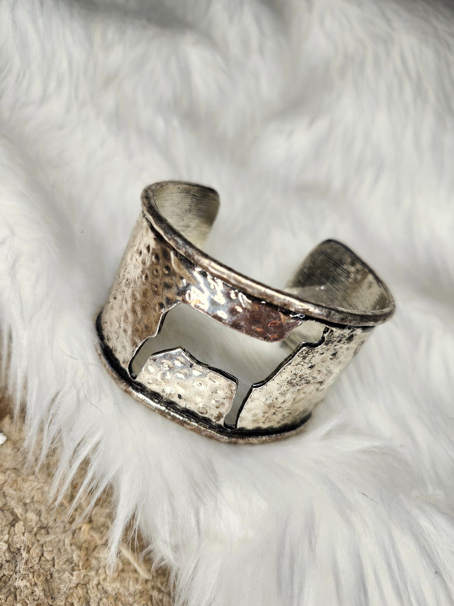 Big cuff lamb bracelet