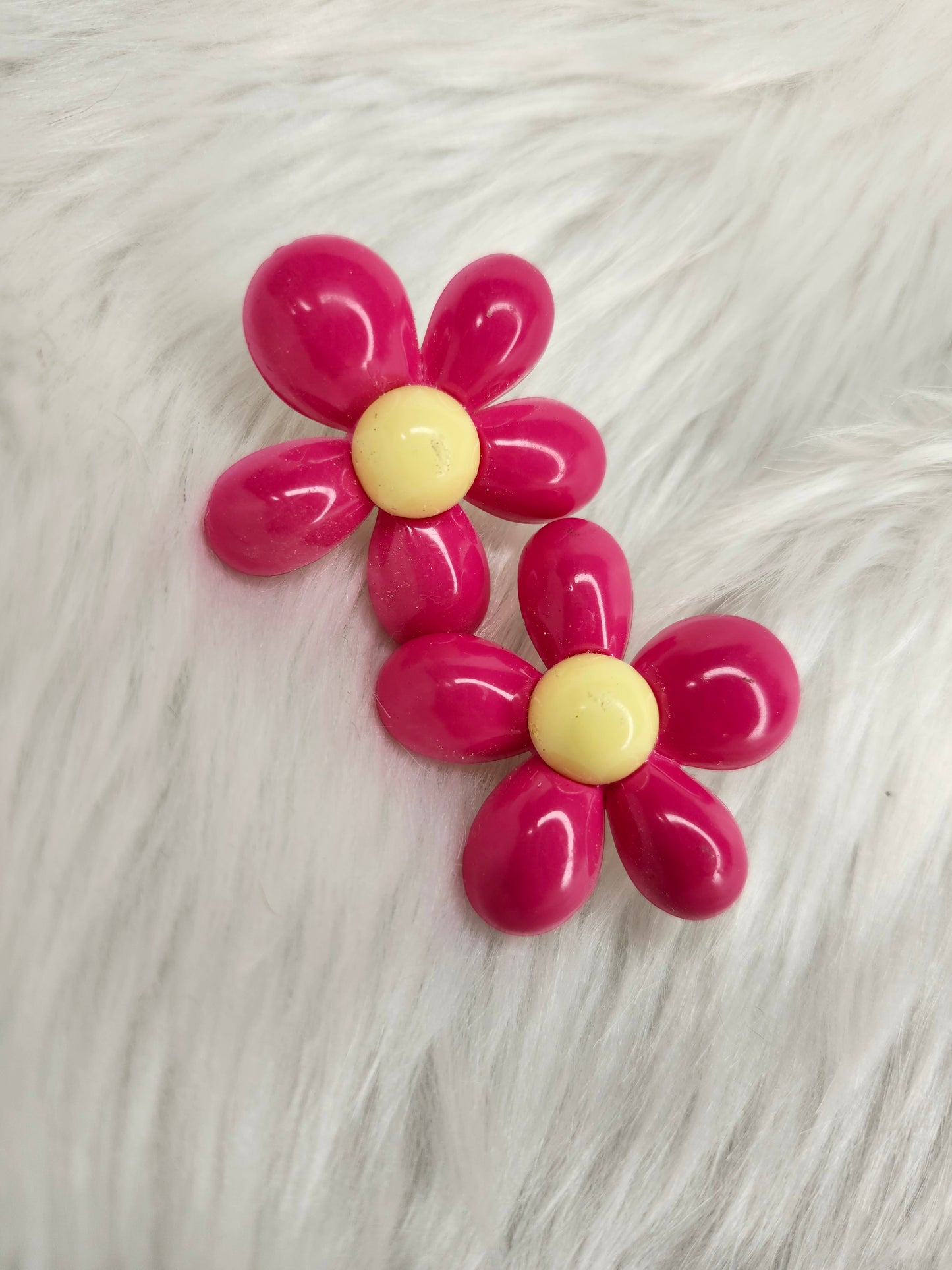 Hot pink flower stud earrings