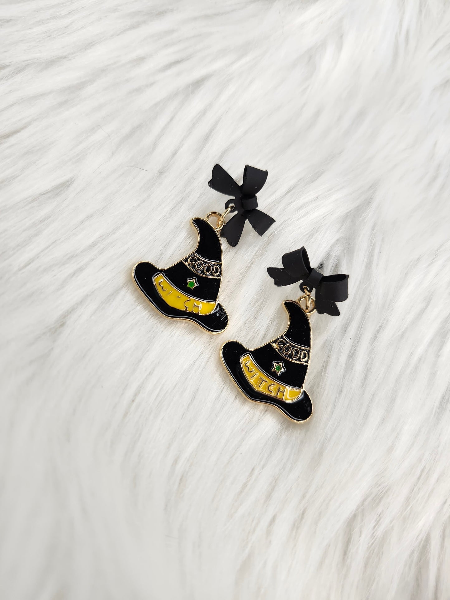 Witch hat earrings