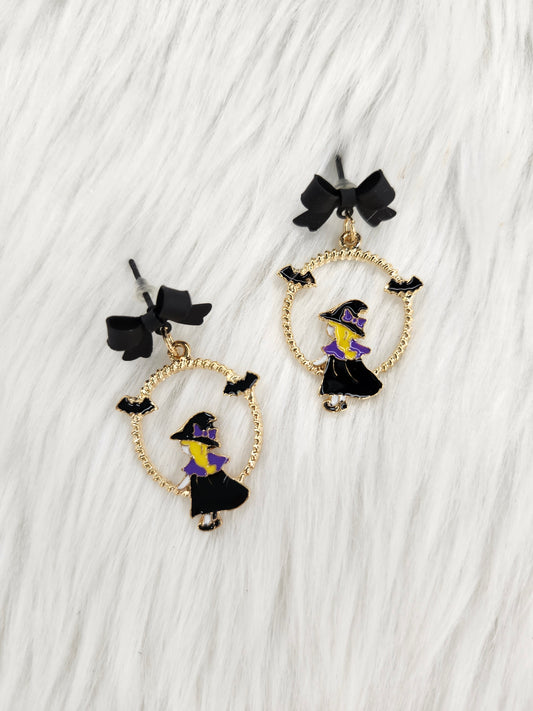 Swing witch earrings