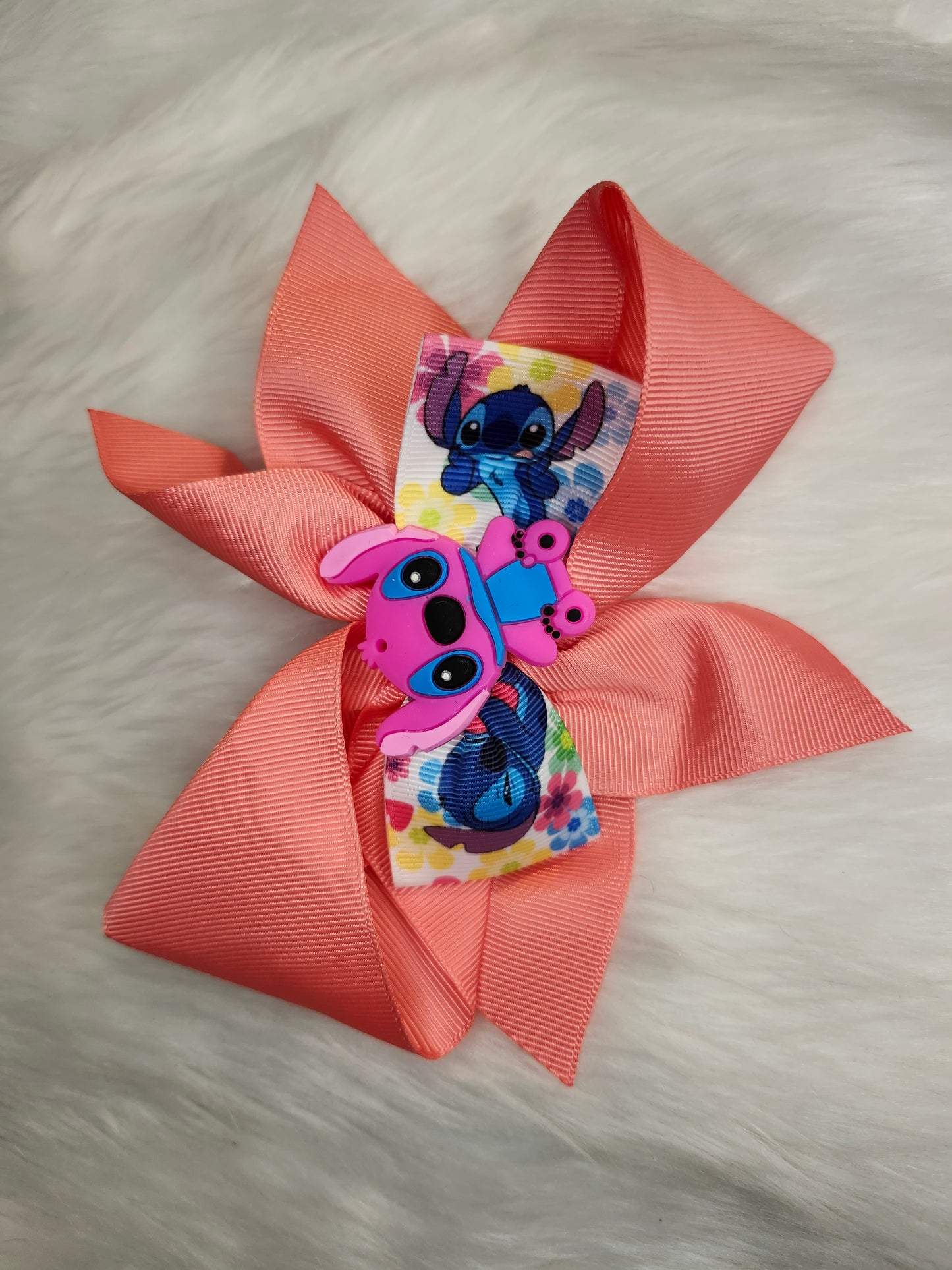 Stitch pink bow