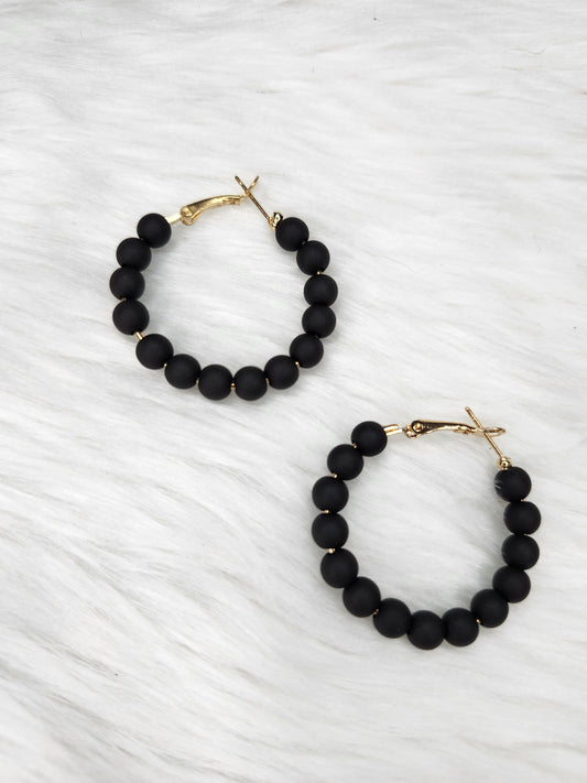 Black small hooping earrings