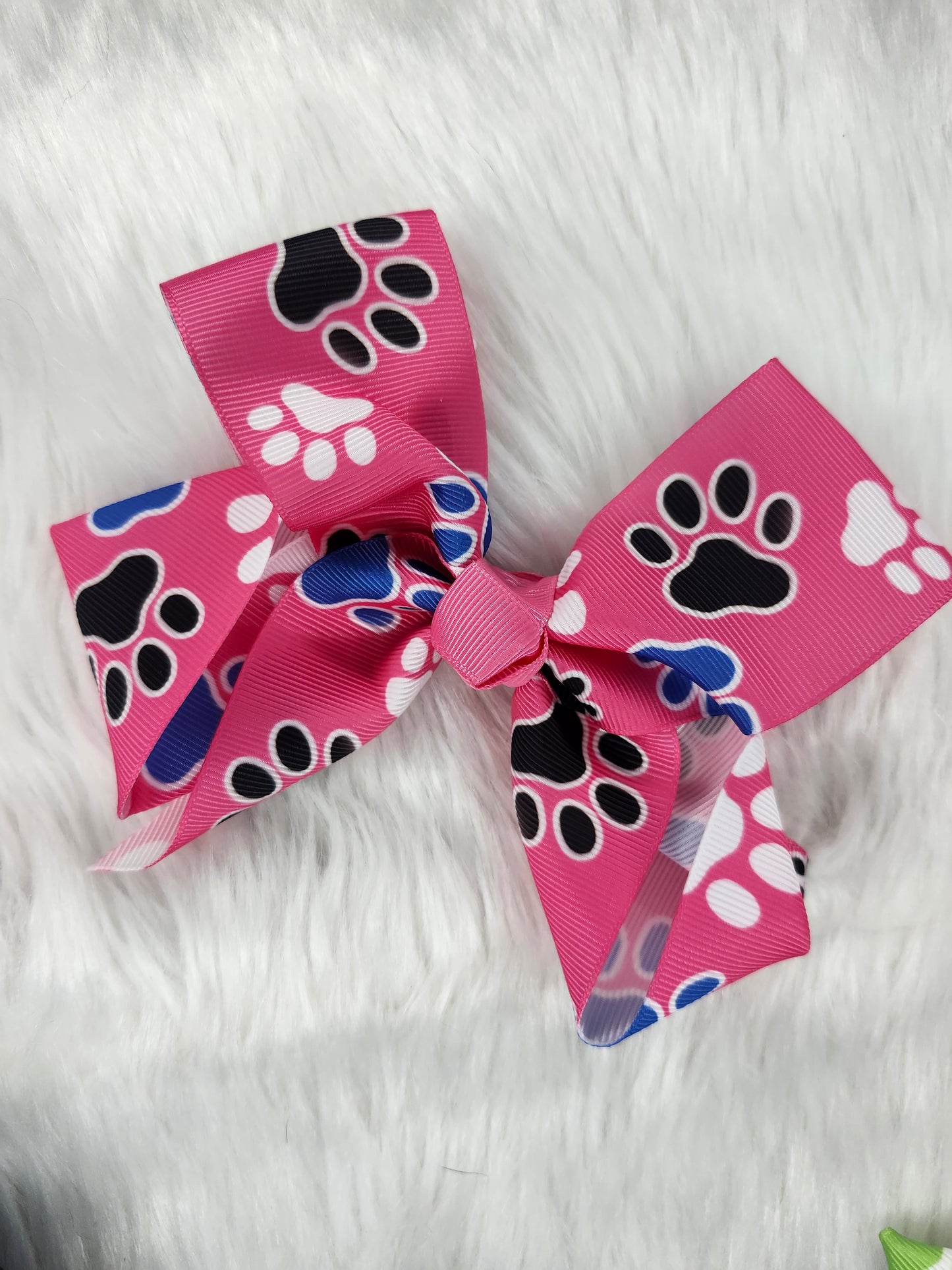 Pink paw bow