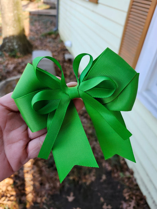 Small green cheer bow