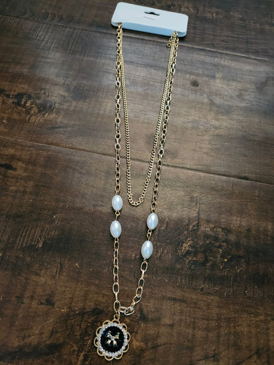 Black bow necklace