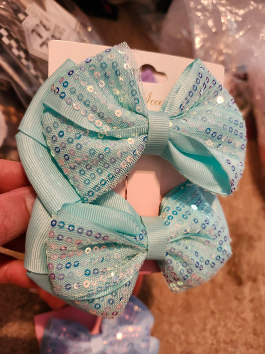 Teal bow set
