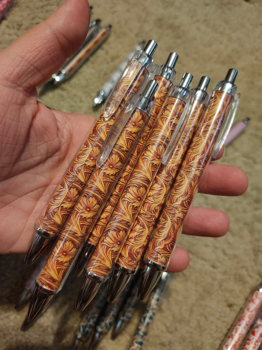 Tool pen