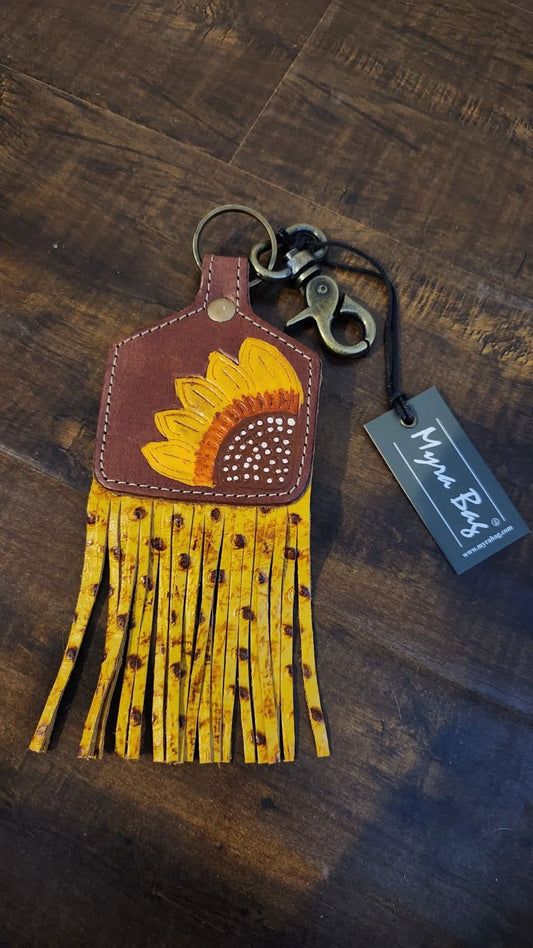 Panel up myra keychain