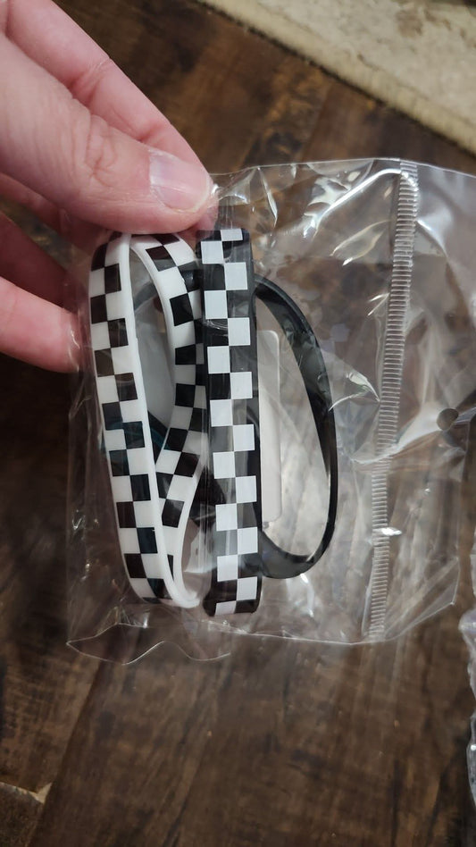 Race track flag bands 4 per pack