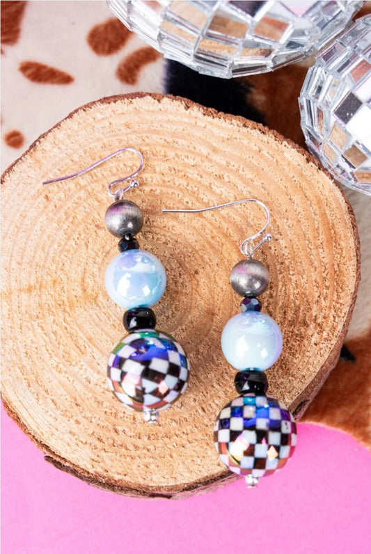 Checkered ball earrings