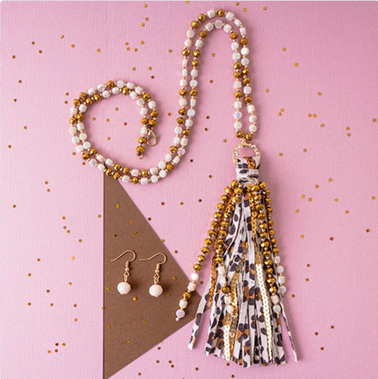 Cheetah long necklace