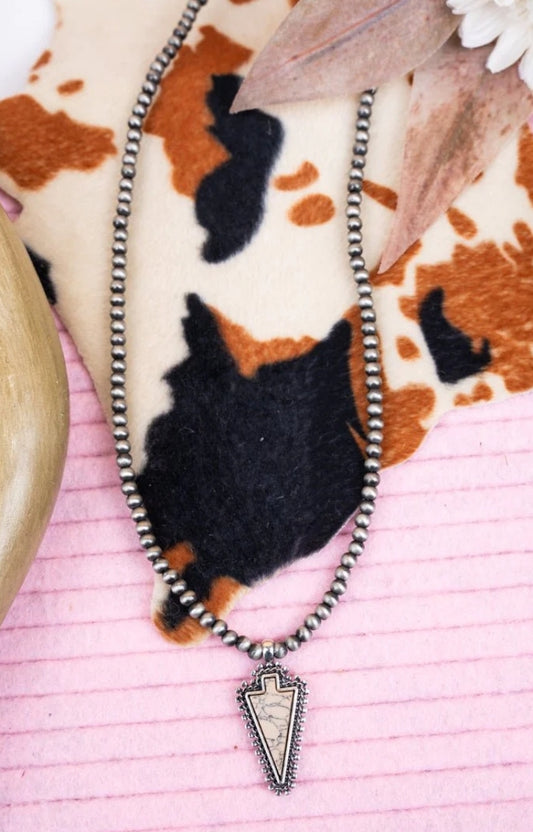 White arrow bead necklace