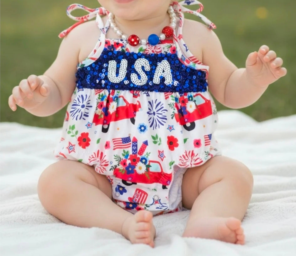 Usa bubble outfit