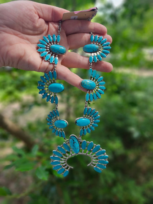 Turquoise stone necklace