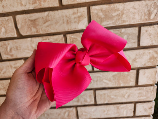 Hot pink bow