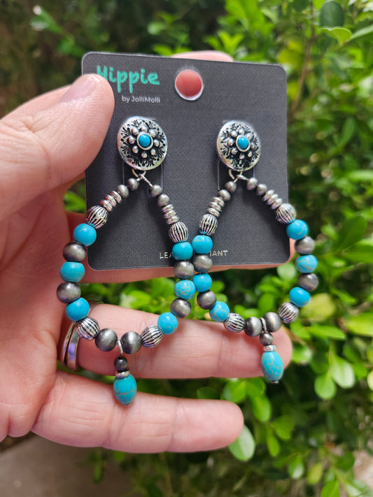 Turquoise dangle earring