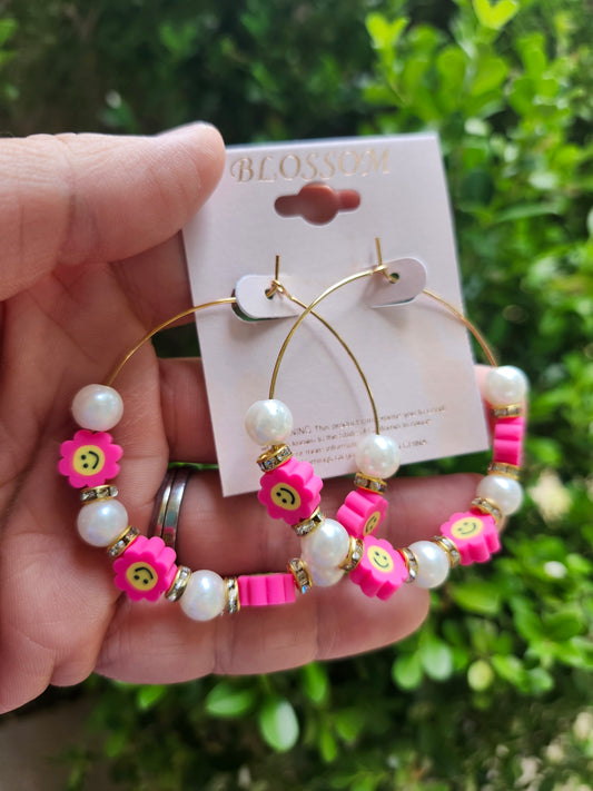 Pink smiley flower earrings