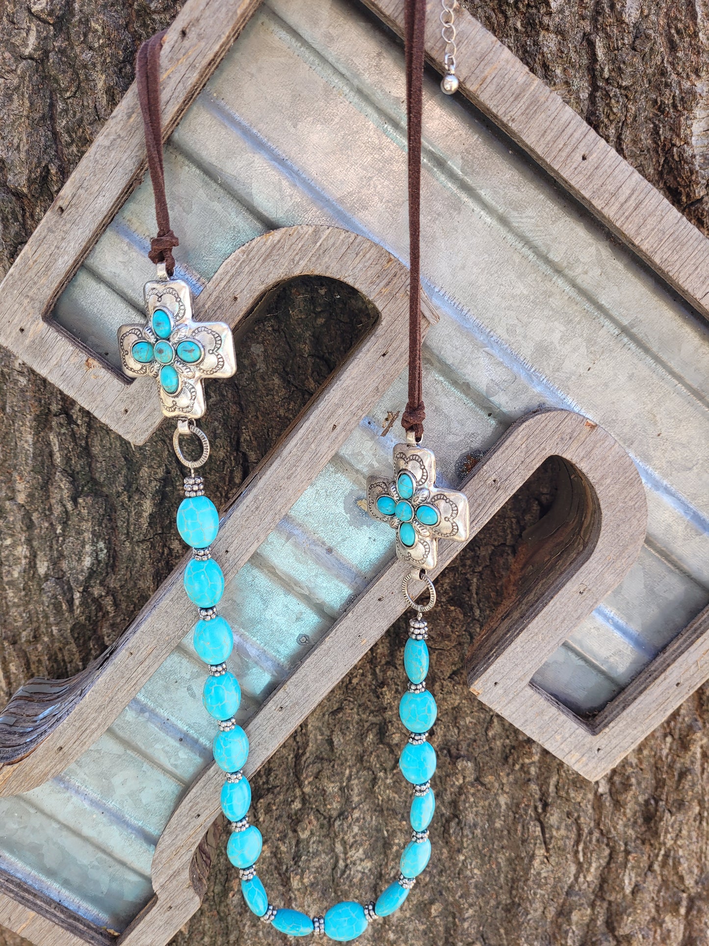 Turquoise stone rope necklace