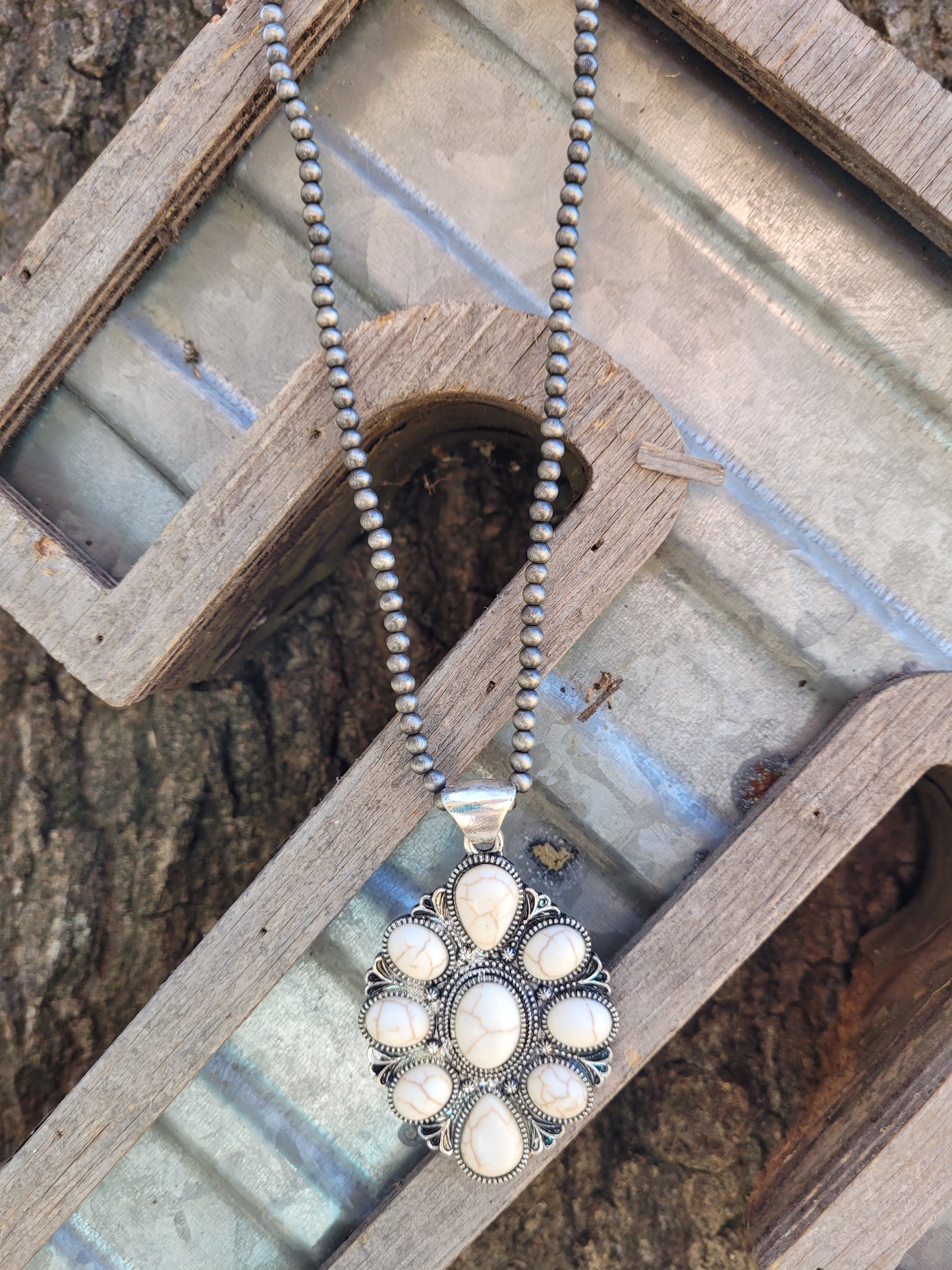 White stone necklace