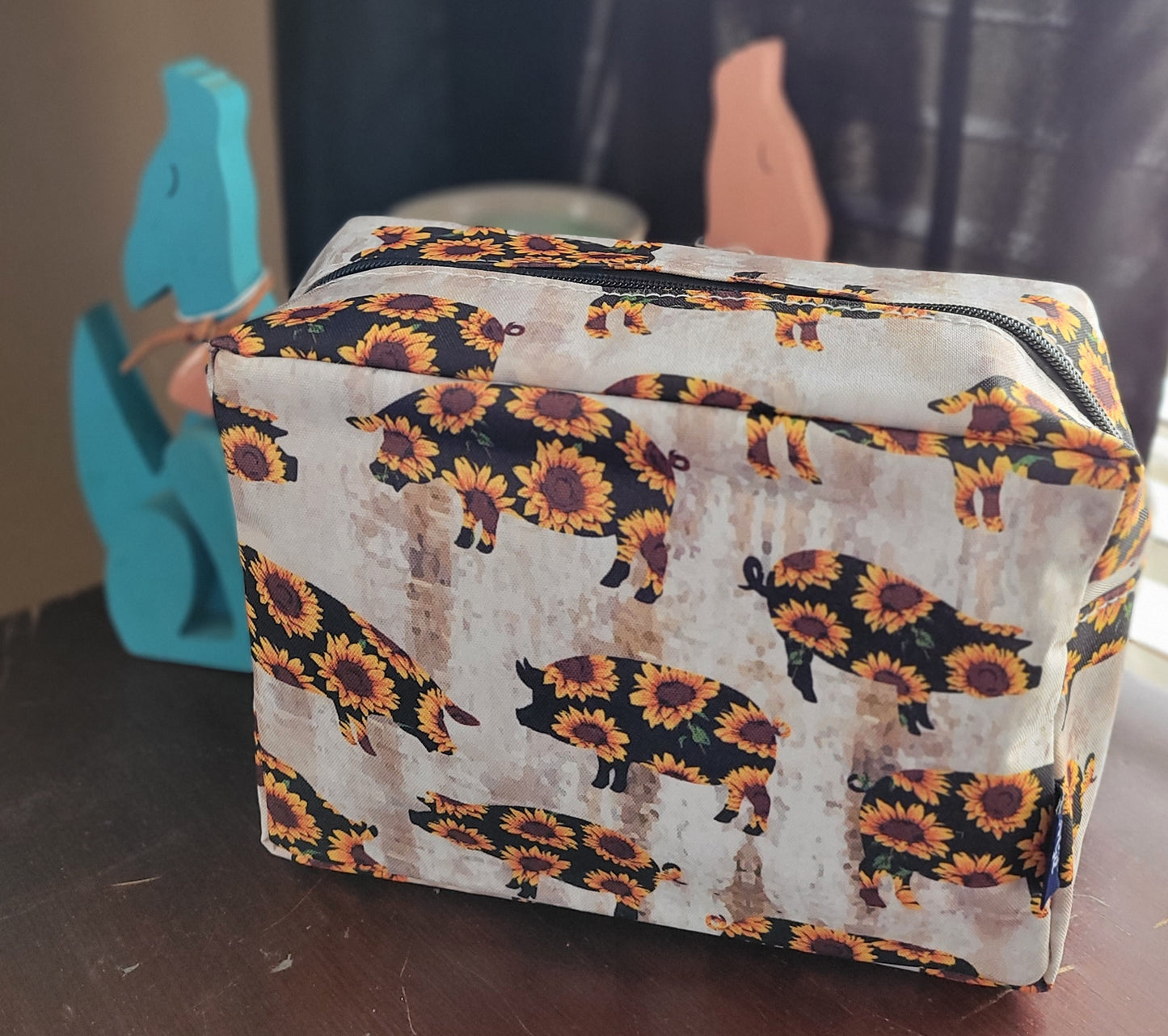 Sunflower pig makeup case