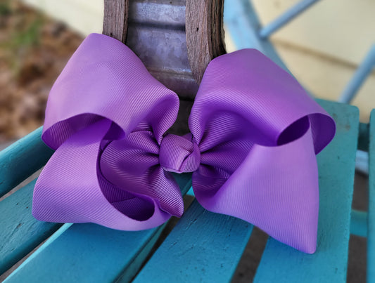 Light purple bow