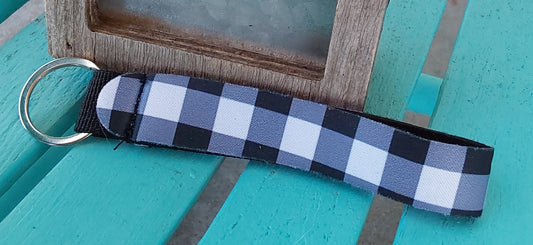 Black and white plaid keychain