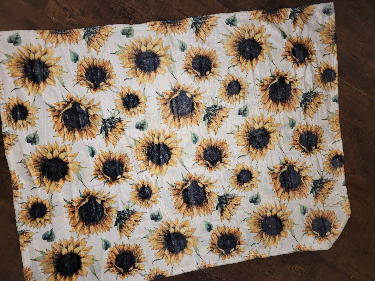 White sunflower blanket