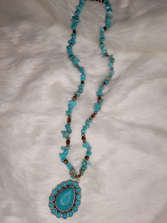 Turquoise stone rock necklace