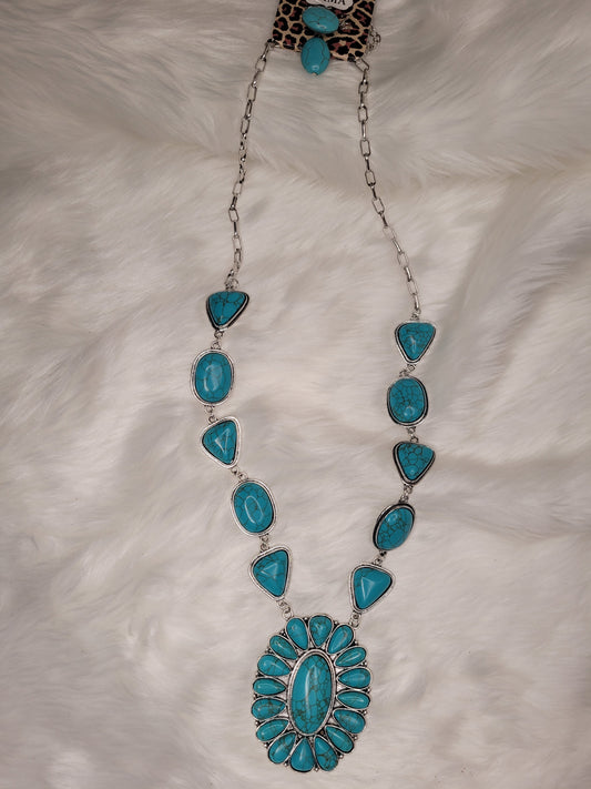 Turquoise stone necklace